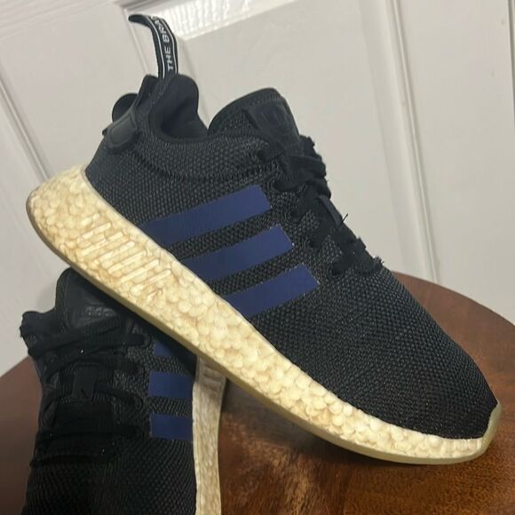 🔥🔥 ADIDAS NMD R2 Women Low-Top Sneakers - Black/Blue - Sz 7 - Good Condition - Picture 2 of 14